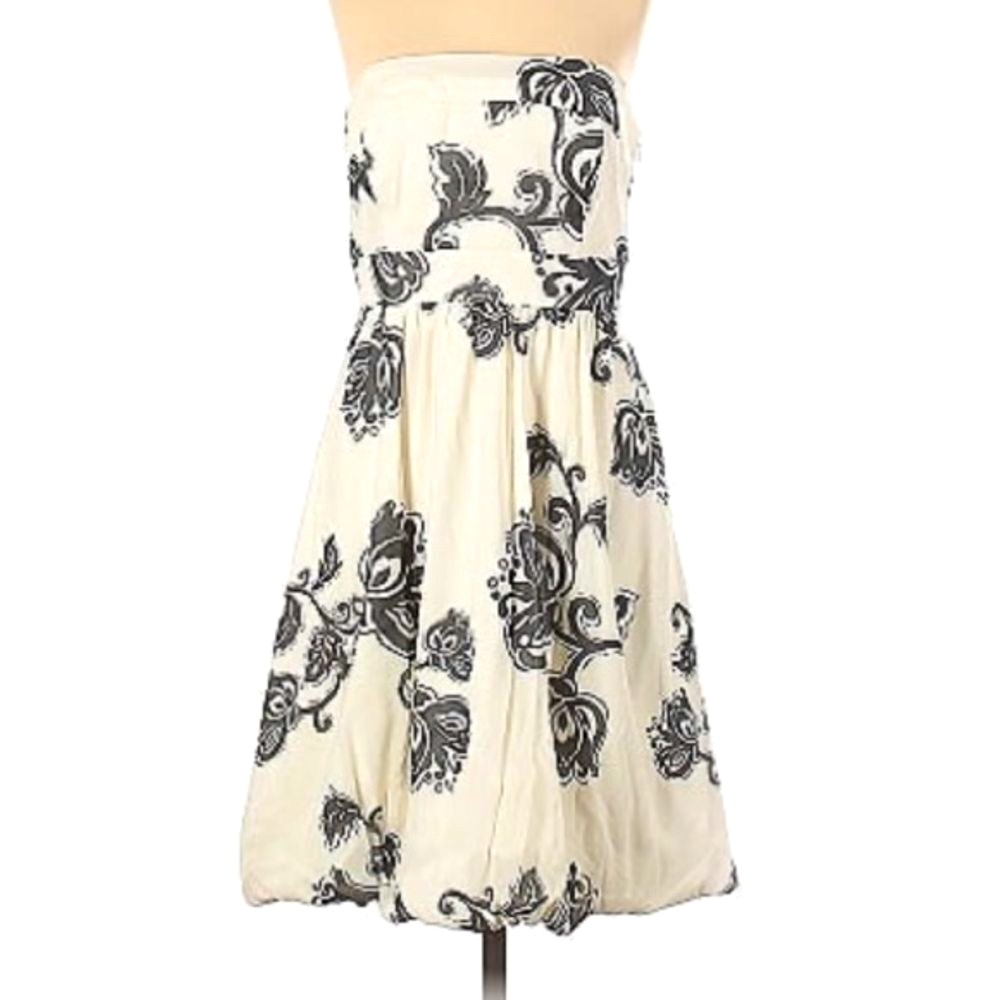Elegant Black and White Floral Strapless Dress
